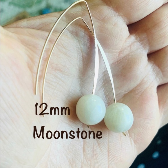 ✨NWT ✨18K Gold Filled & Moonstone Minimal Earrings✨Handmade ✨ - Picture 1 of 12